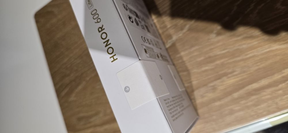 Vand honor 600 lite sigilat