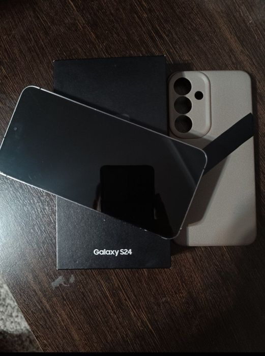 Samsung Galaxy S24 8/256