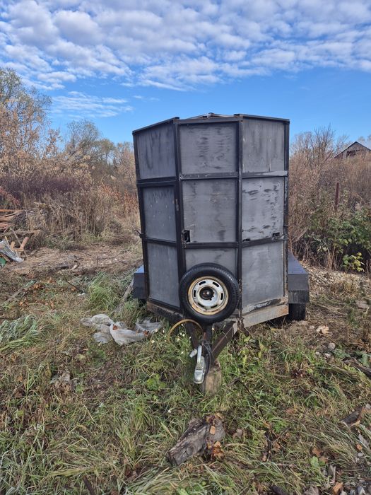 Продам коневозку .