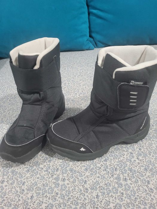 Ghete Quechua Decathlon, marime 36