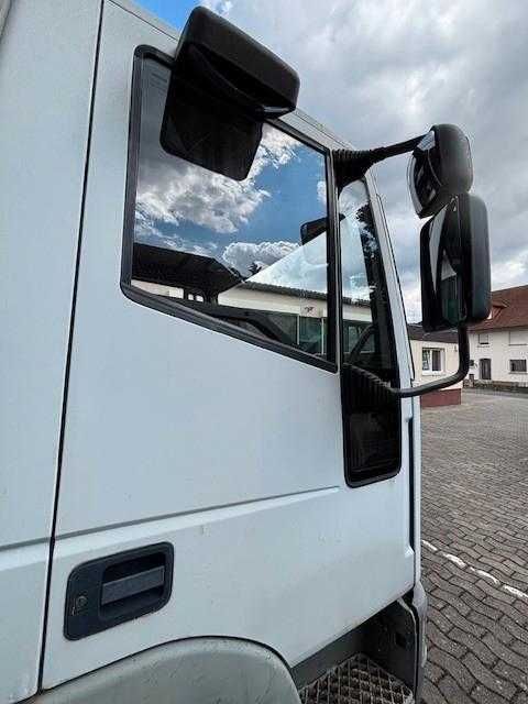 Продавам бордови камион 7т.