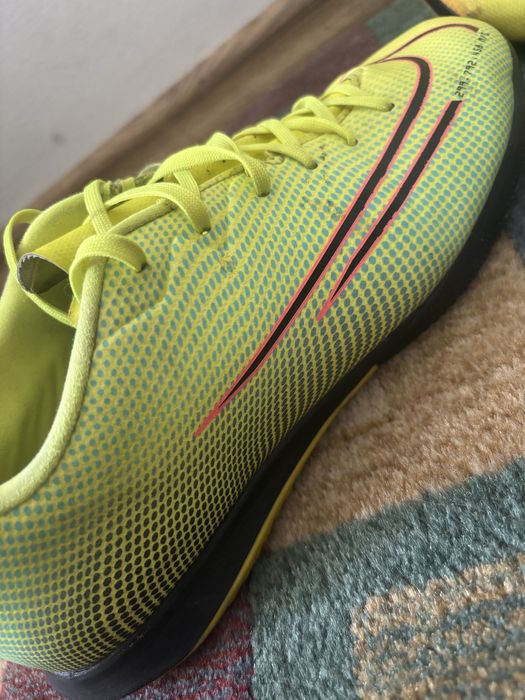 Adidasi nike mercurial 200s