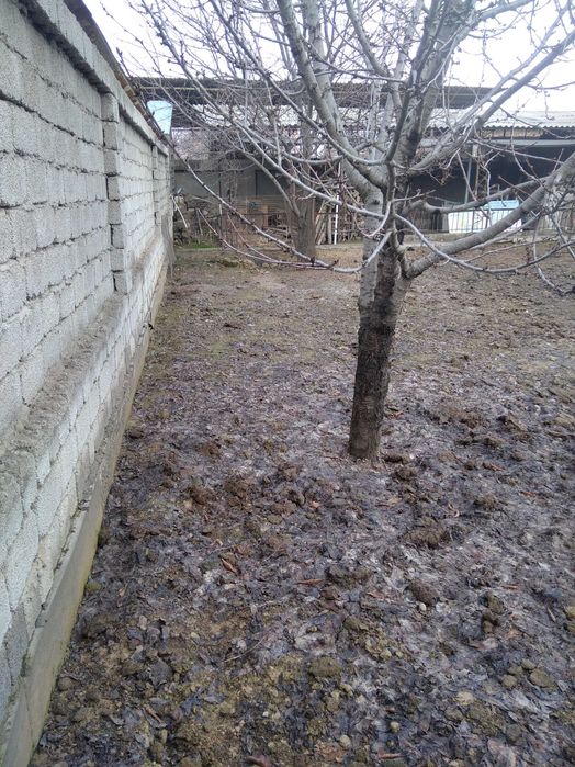 Yer sotiladi 2 sotix Eshonguzar Shoim koʻprikda 25min$