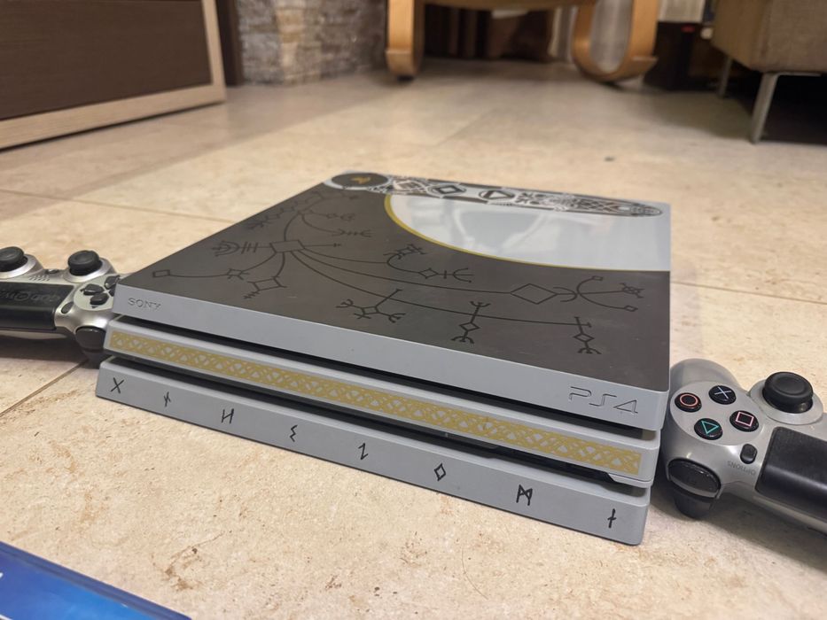 Vand playstation PS 4 pro