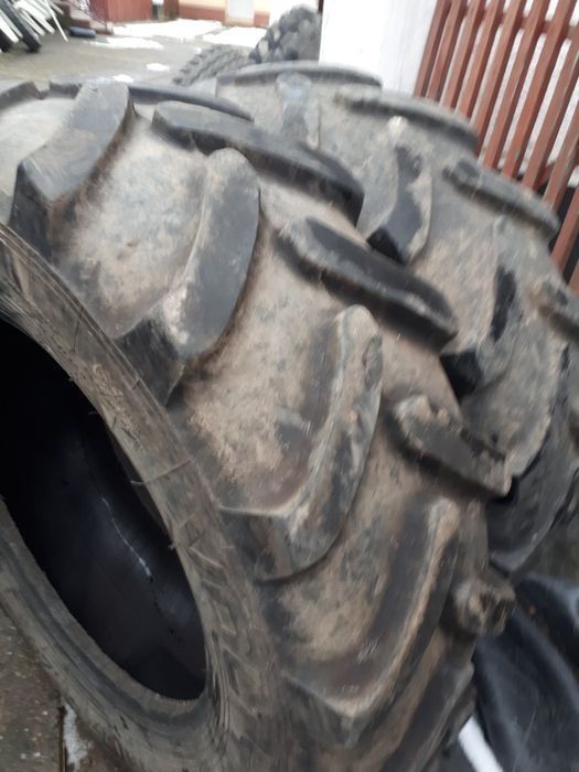 Anvelope tractor 360/70R24 12,4