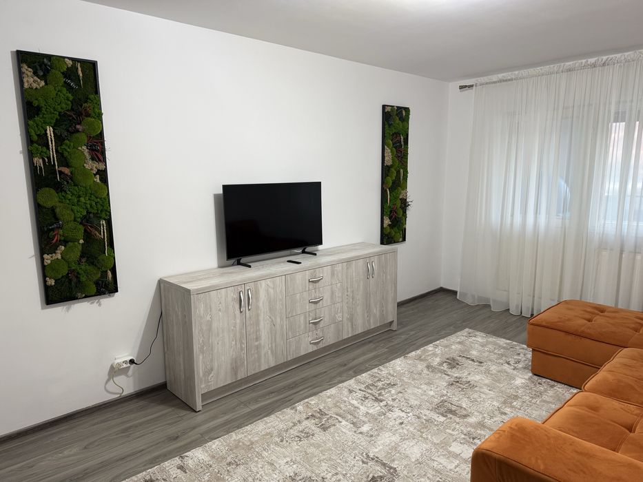 Apartament doua camere de vanzare