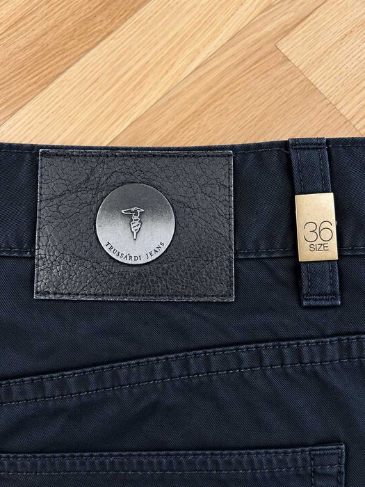 Pantaloni Chino Trussardi Jeans – Mărimea L – negri – 100% bumbac