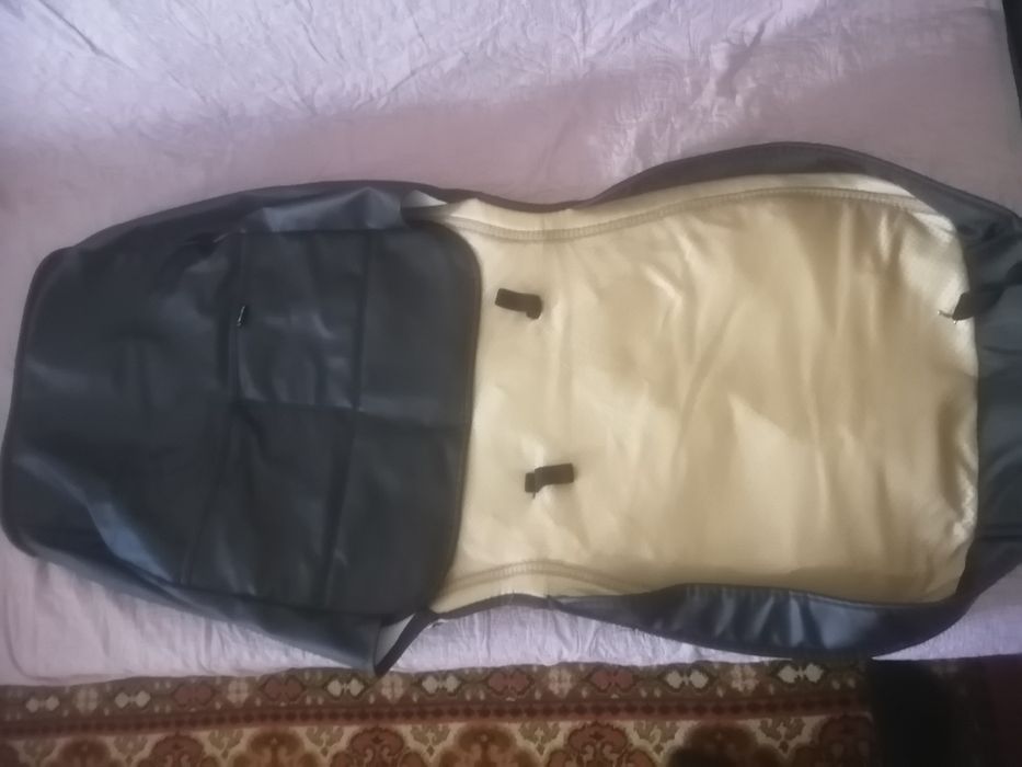 Чехлы комплект продам