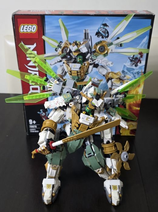 LEGO NINJAGO - Robotul de Titan al lui Lloyd 70676, 876 piese