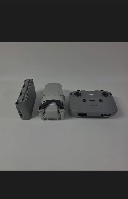 Vand Drona DJI mini 2