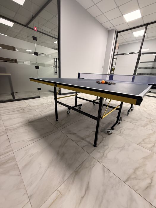 Стол для настольного тенниса