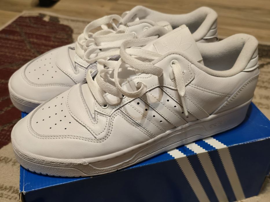 Adidasi Adidas Originals Rivalry Low,White!