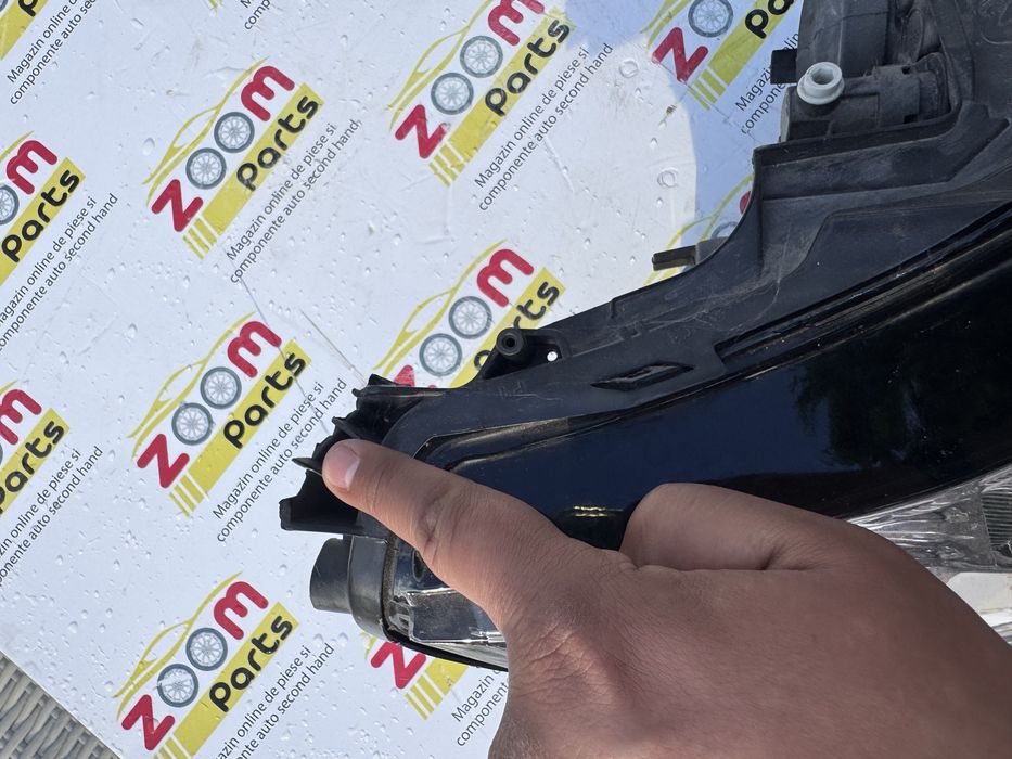 Far dreapta halogen Peugeot 208 2018-2024