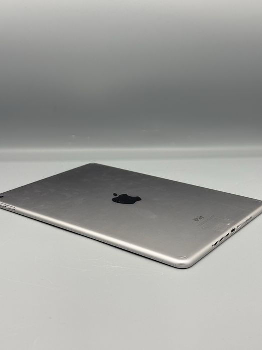 iPad Air 2 (2014) | 64 GB | 2 GB RAM | MDM | Space Grey