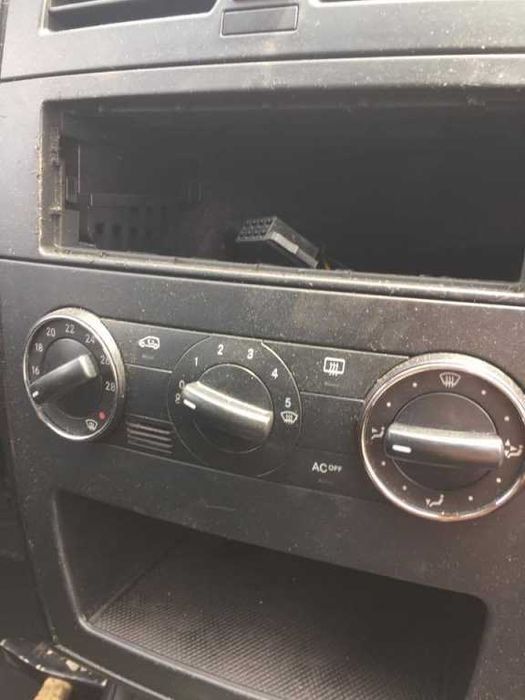 Piese din dezmembrari Mercedes A Class / B Class / Vaneo / dezmembrez