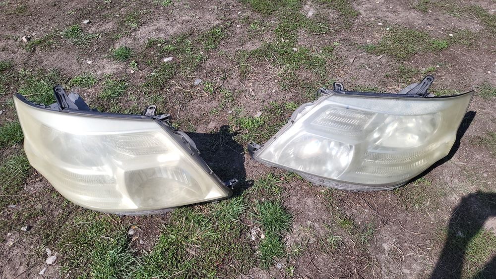 Альфард 10 фар передни