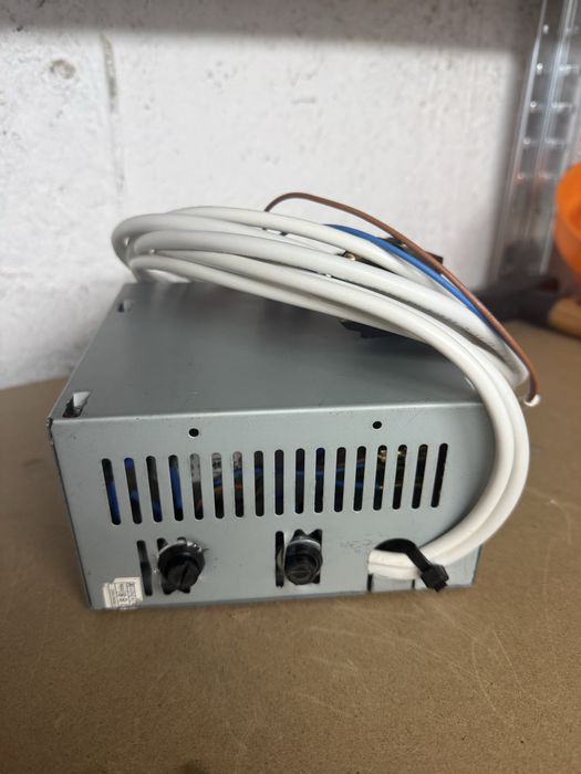 Зарядни за акумулатори 12 волта