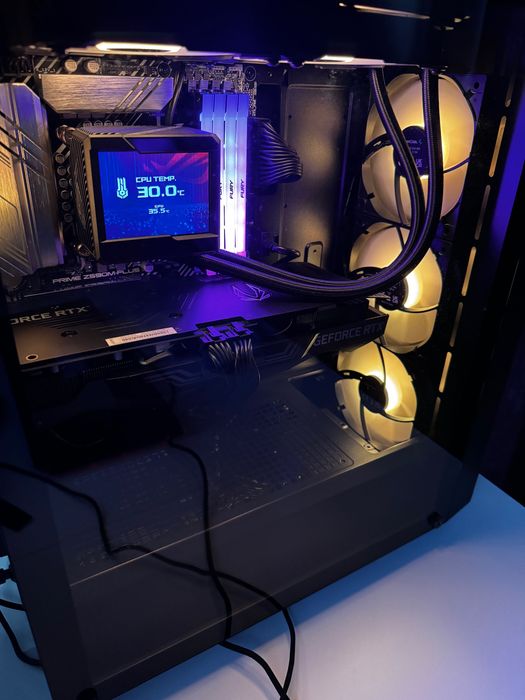 Custom Гейминг компютър RTX3070Ti