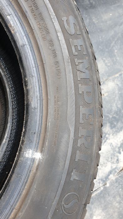 Гуми 215 60 17 семперит