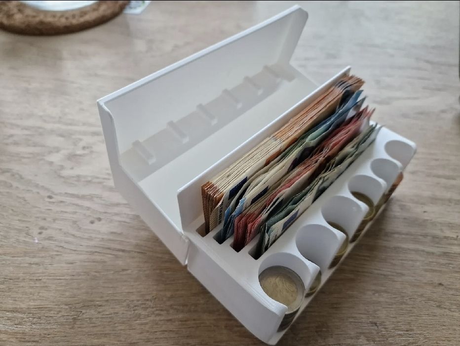 Органайзер за евромонети и банкноти с капак