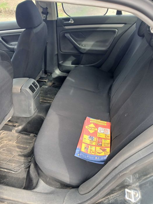 Volkswagen Jetta, motor: 1.9 TDI an: 2009, Euro: 4