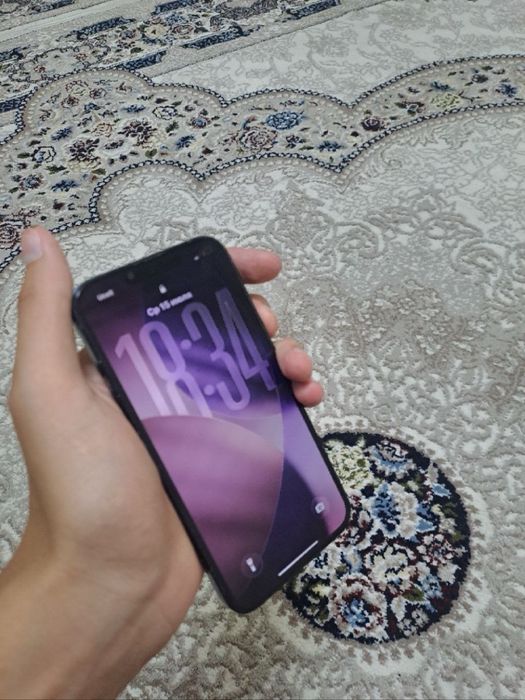 Iphone 13 ideal hech qati almashmagan faqat oladiganla telefon qilsinn