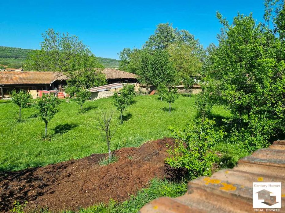 Продава се Къща в с. Пчелище, Област Велико Търново - 70 кв.м за 929 €/кв.м - Снимка #2