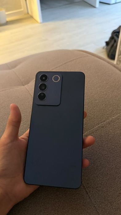 Смартфон vivo V27e 8/128GB