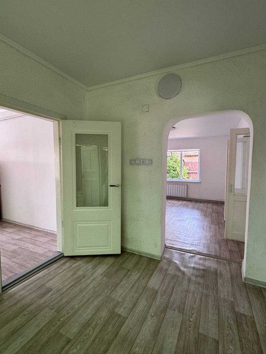 Продается дом. Рядом стадион, флагман в 2 минутах