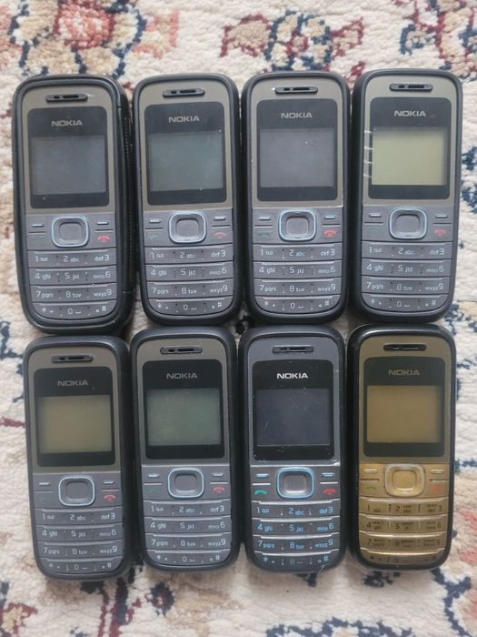 NOKIA  telfonchalar sotiladi