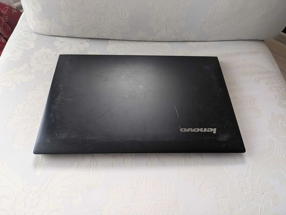 Laptop Lenovo i5 B50-80