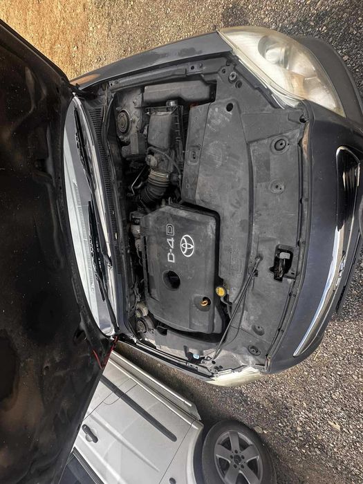 На части Toyota Avensis 2 2 D4D 150 к с 2004 г.