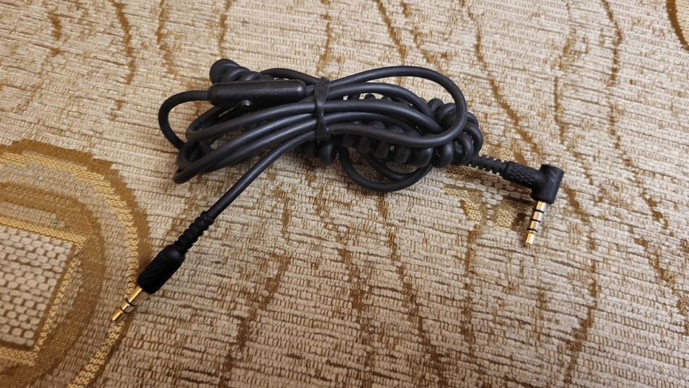 MARSHALL Cablu casti cu Microfon fuctional