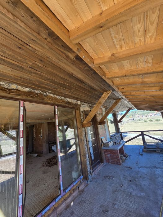 Продавам къща в УПИ на брега на язовир Батак