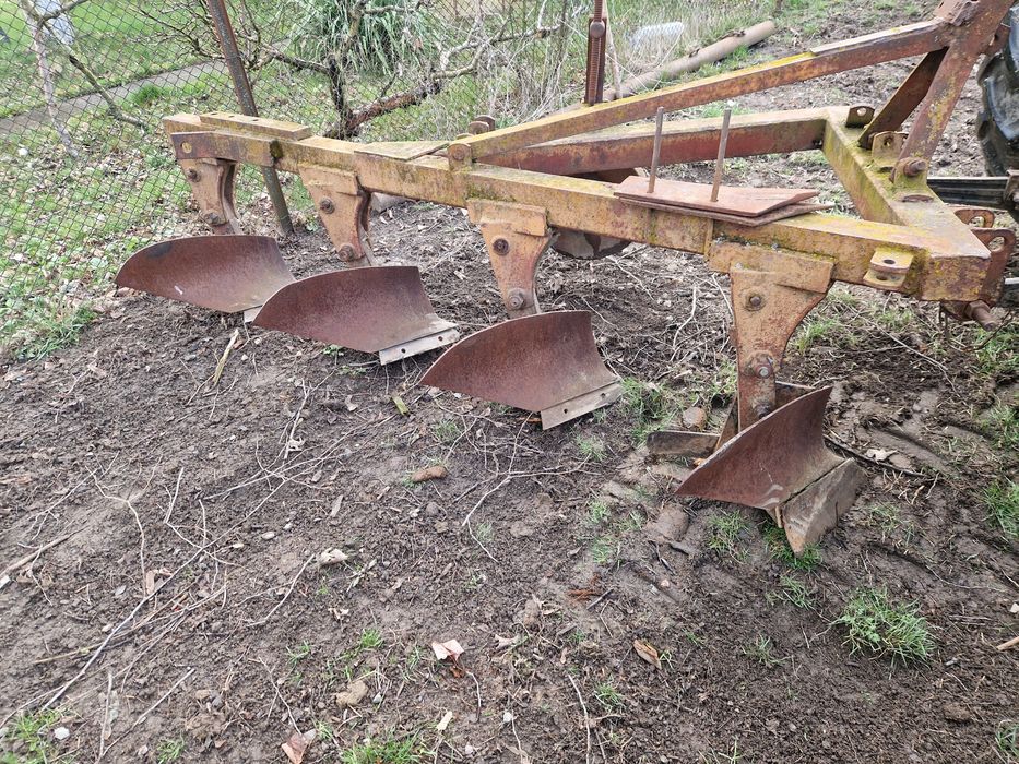 Руски плуг 4 × 25