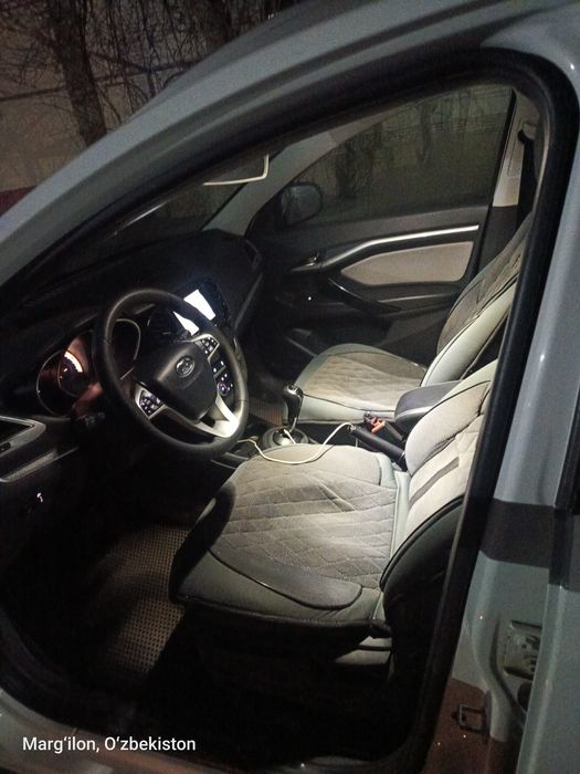 Moshina oʻzimizi moshinamiz kraska bor 4 pakalena prapan qo'yilgan