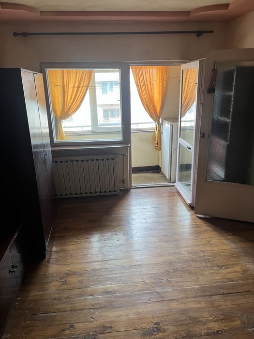 Garsoniera de vanzare