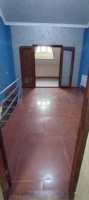 Дюплекс 3 хонали сотилади, 86 квадрат, Мирободский, транспорт институт