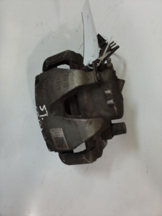 Etrier stanga fata Audi 8W05DH