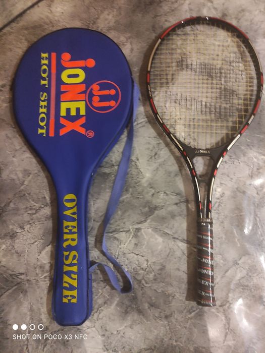 Тенисная  ракетка Jonex, новая.