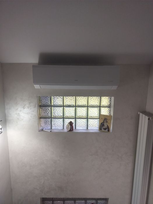 Montaj aer condiționat ,încărcare freon ,servis,firma autorizata AGFR