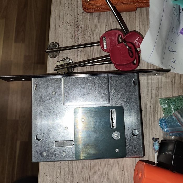 Замок kale 257 l cr