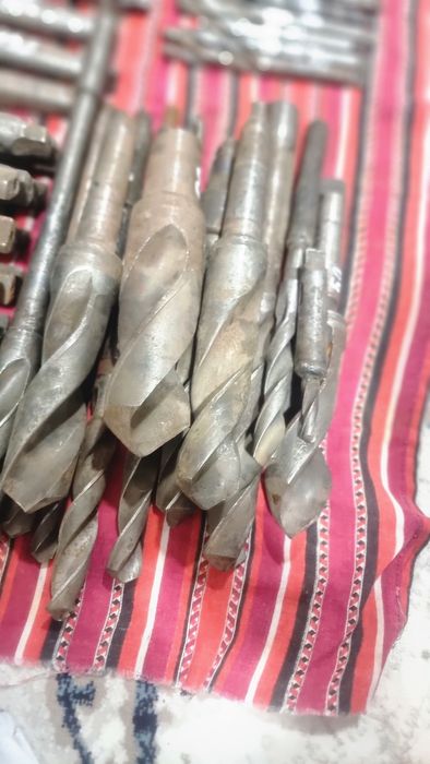 Charchagan sverlola sotiladi pichoq yasavchilaga kuznislaga