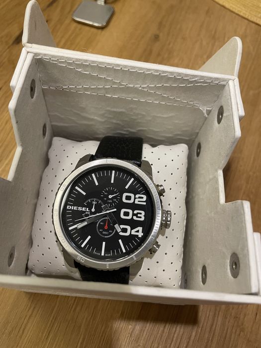 Часовник DIESEL