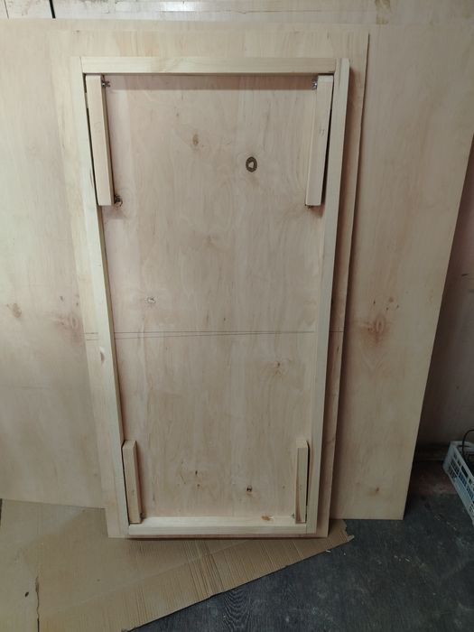 Новые жер столы 2шт продам