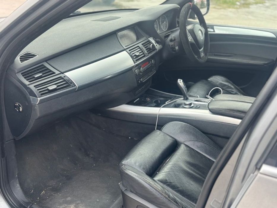 BMW X5 E70 35d M Sport xDrive на части
