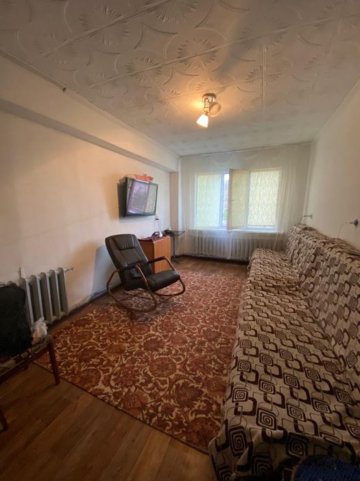 Продам трёхкомнатной дом в с.Перевальном