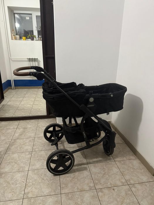 Продам коляску Tomix