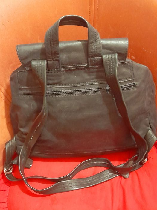 Vind,rucsac piele nou încăpător.