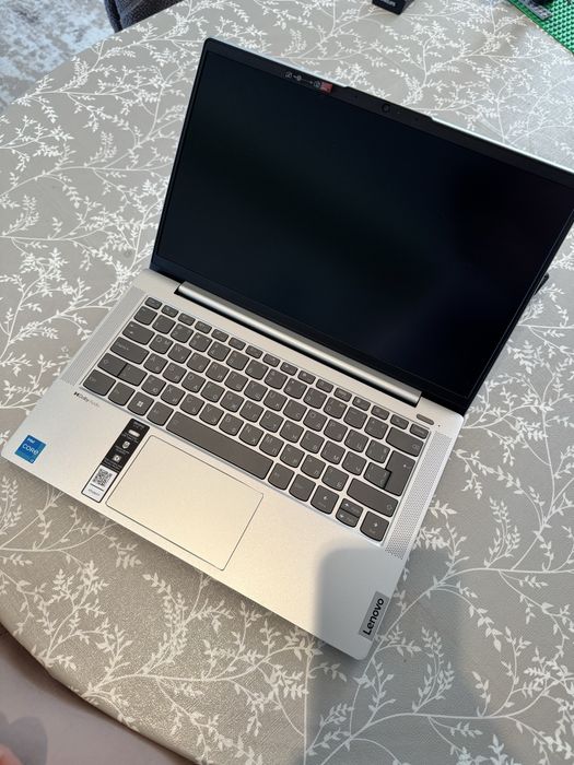 Лаптоп Lenovo Idea Pad 5 ultraslim3